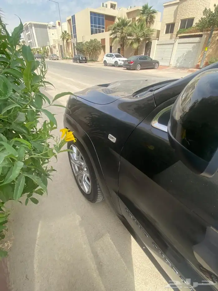 جيب srt للبيع 6