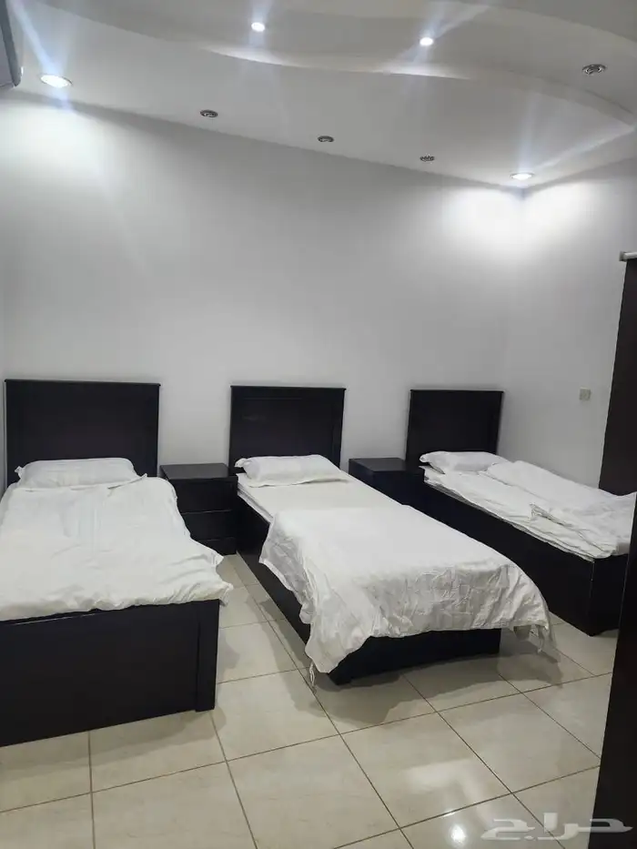 شقة مفروشة نظيفة جدا للايجار شهري سنوي 3