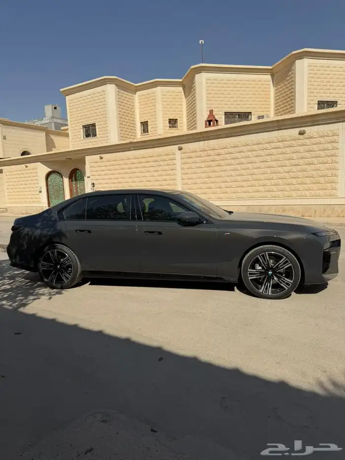 بي ام دبليو 735 2026 ناغي كامل المواصفات بكج صيانات مجانيه 1