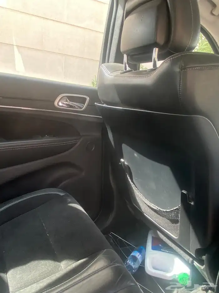 جيب srt للبيع 15