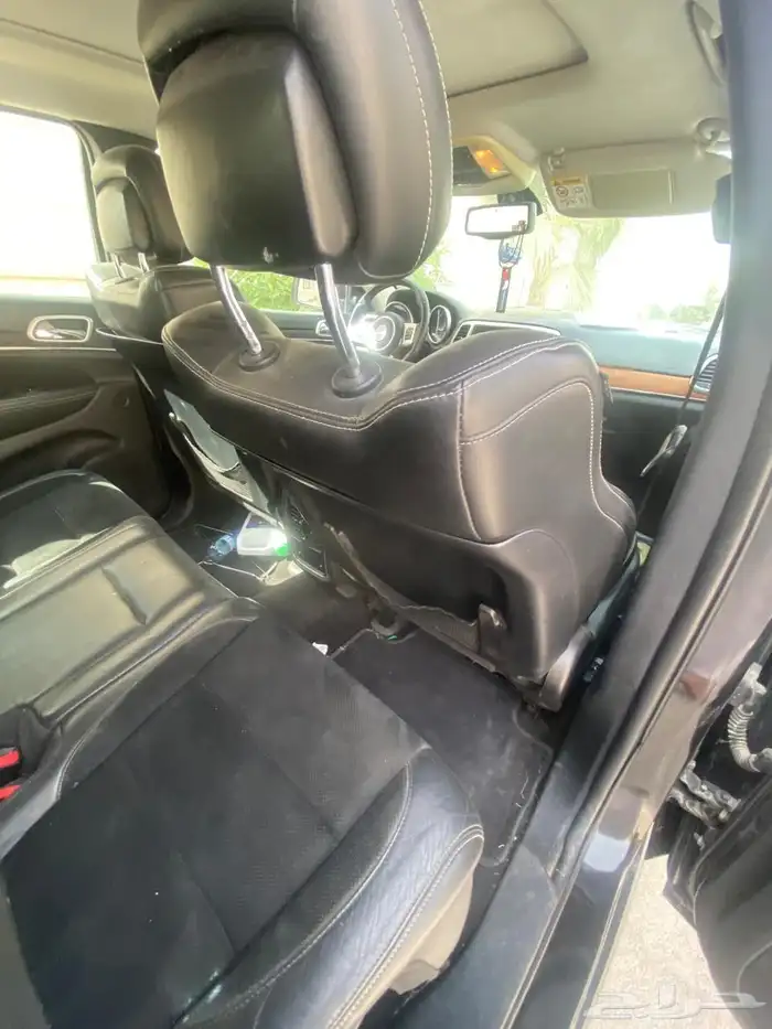 جيب srt للبيع 10