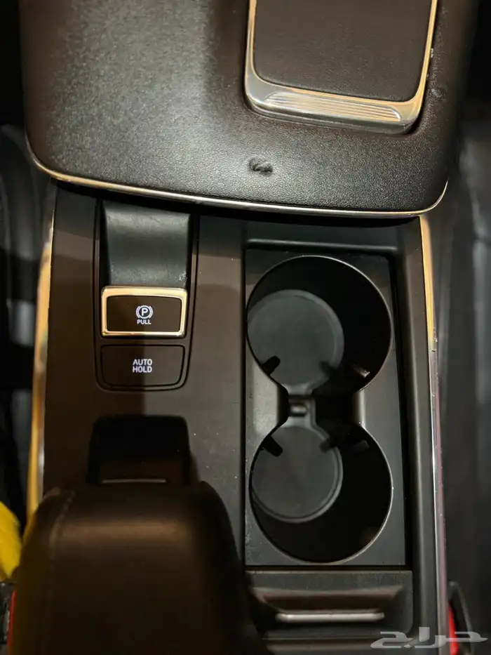 ازيرا 2020 ( بنزين ) بانوراما فل كامل بحالة الوكالة 8