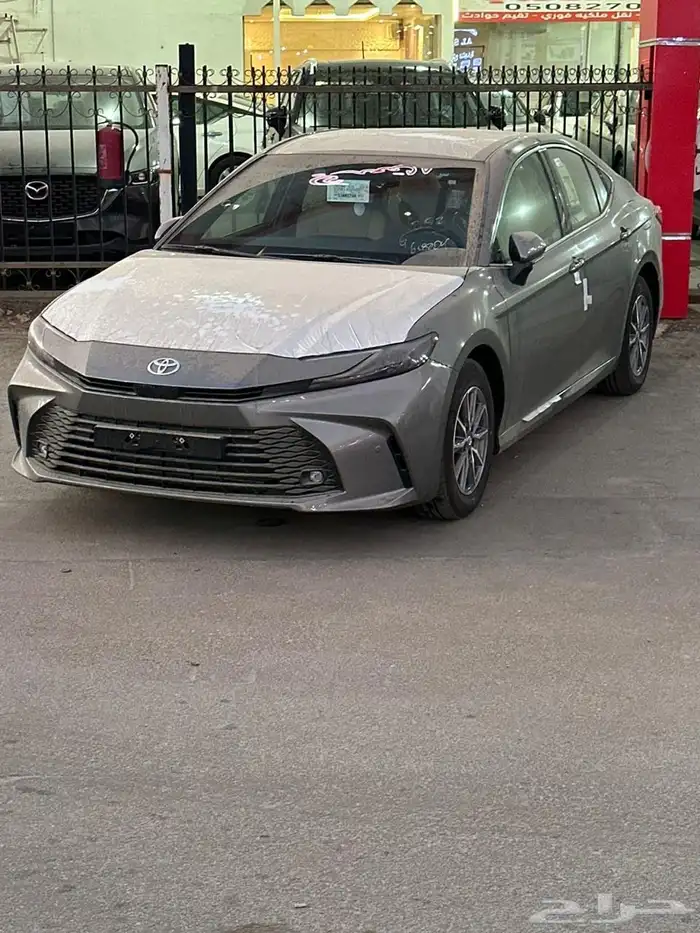 كامري ستاندر 2025 بسعر 113.000 4