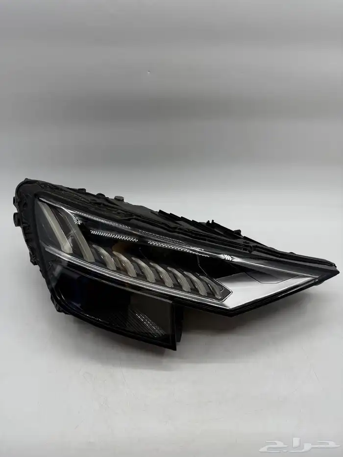 شمعات اودي Q8 2