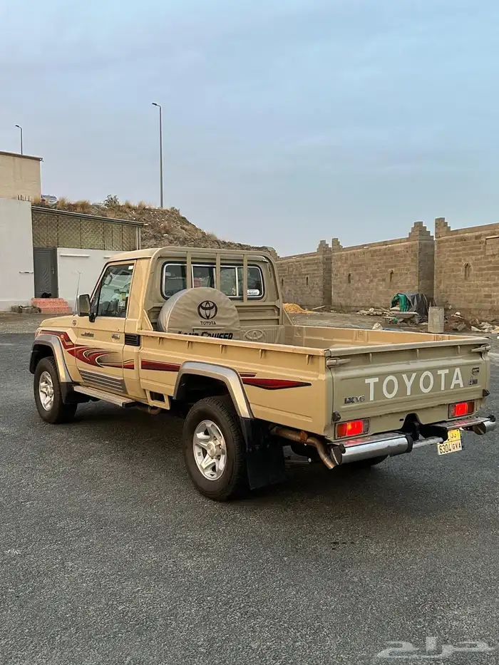 للبيع شاص ( فئه ال 60 عام ممشى قليل ونضيف ) 8