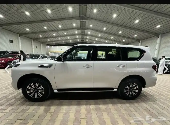 نيسان باترول موديل 2022 استاندر ممشي قليل نظيف جدا 4