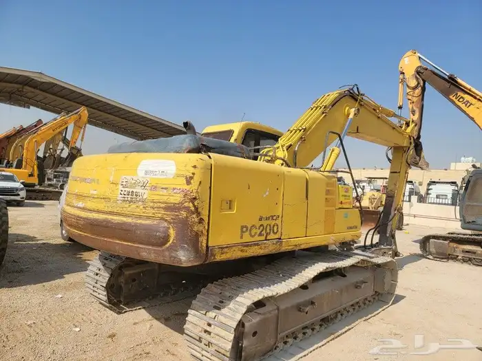 بوكلين كوماتسو موديل 97 0