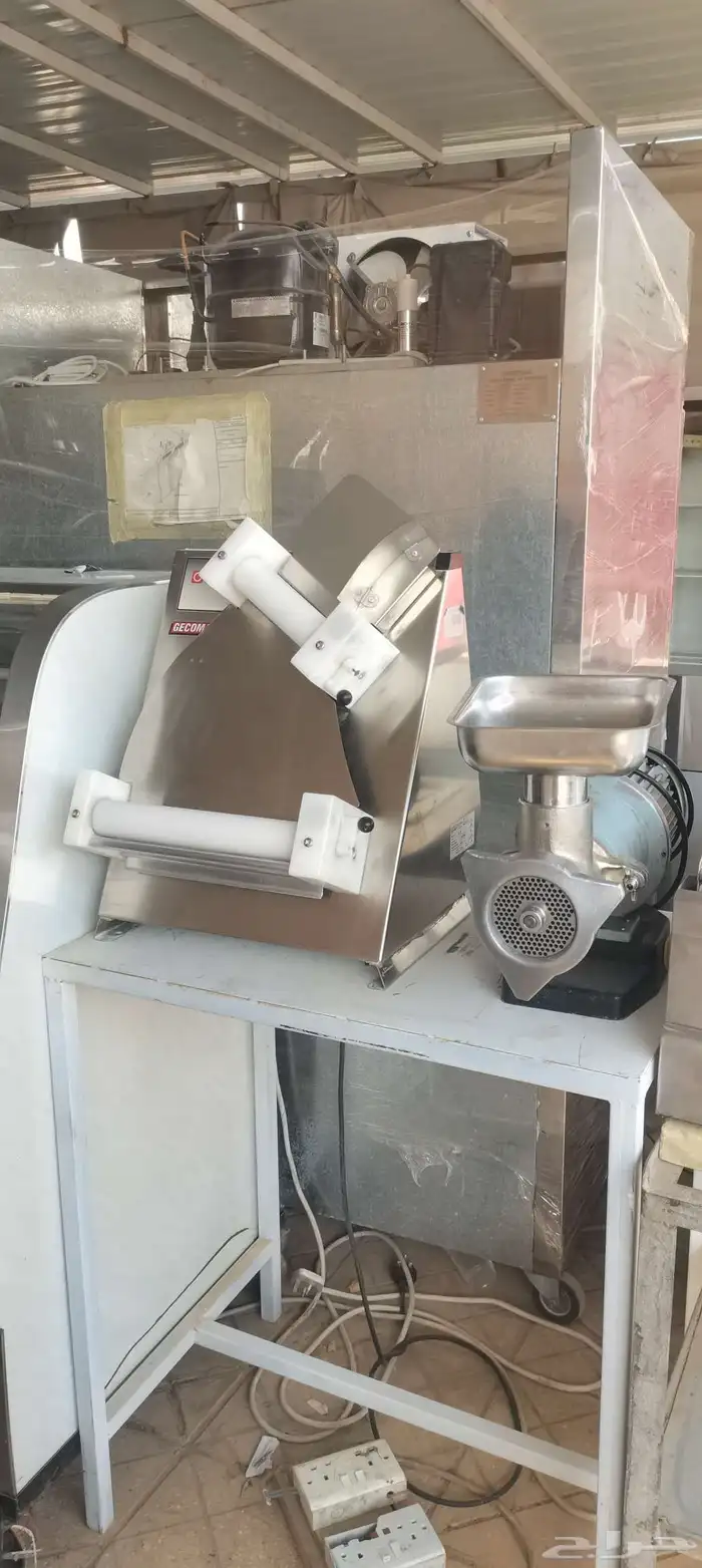 السلام عليكم ورحمة الله وبركاته معدات مطاعم للبيع في القصيم 6