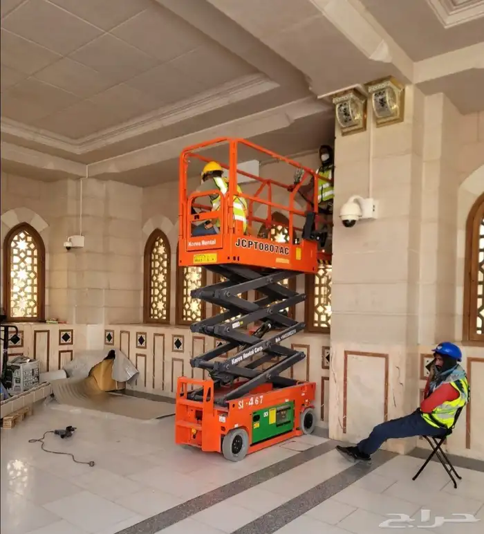 سيزرلفت مان لفت رافعات عمال مقصيه للايجار 5