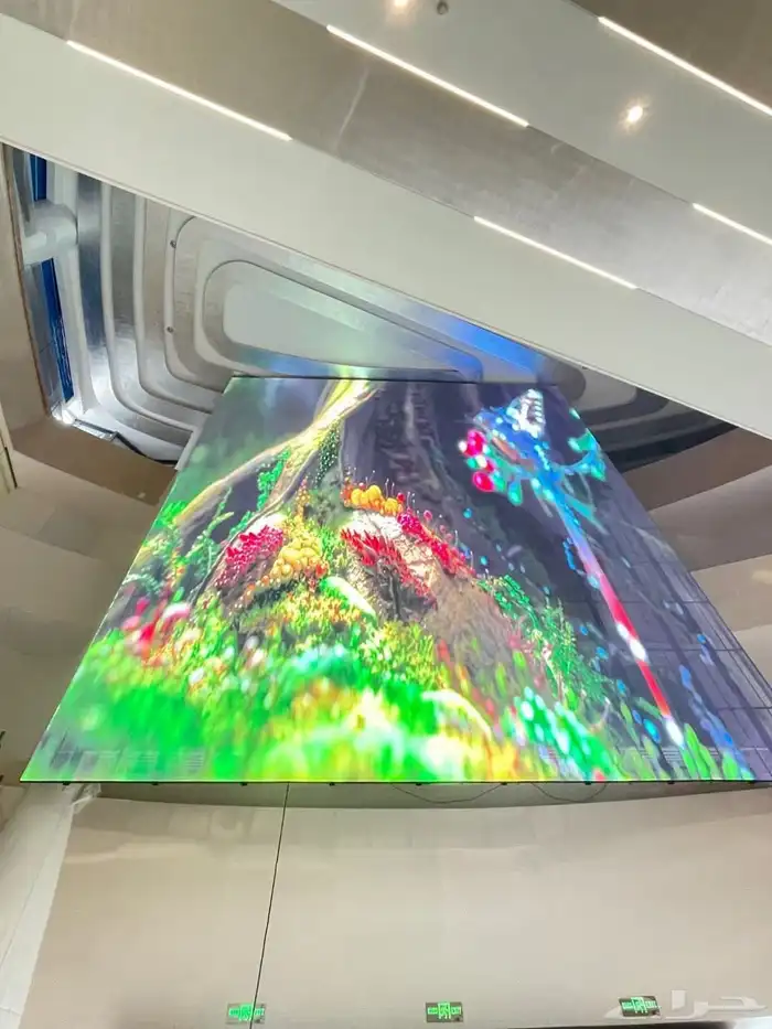 شاشات عرض LED كبيرة مقاسات حسب الطلب داخلي وخارجي 2