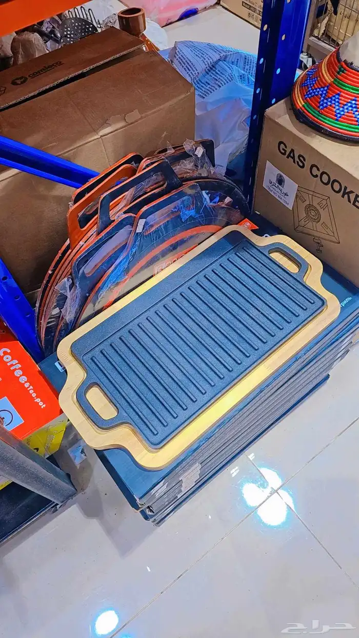 يوجد لدينا جميع انواع الفخاريات 3