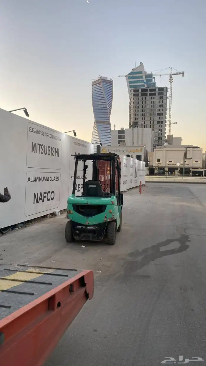 فوركلفت رافعه شوكية للايجار 9