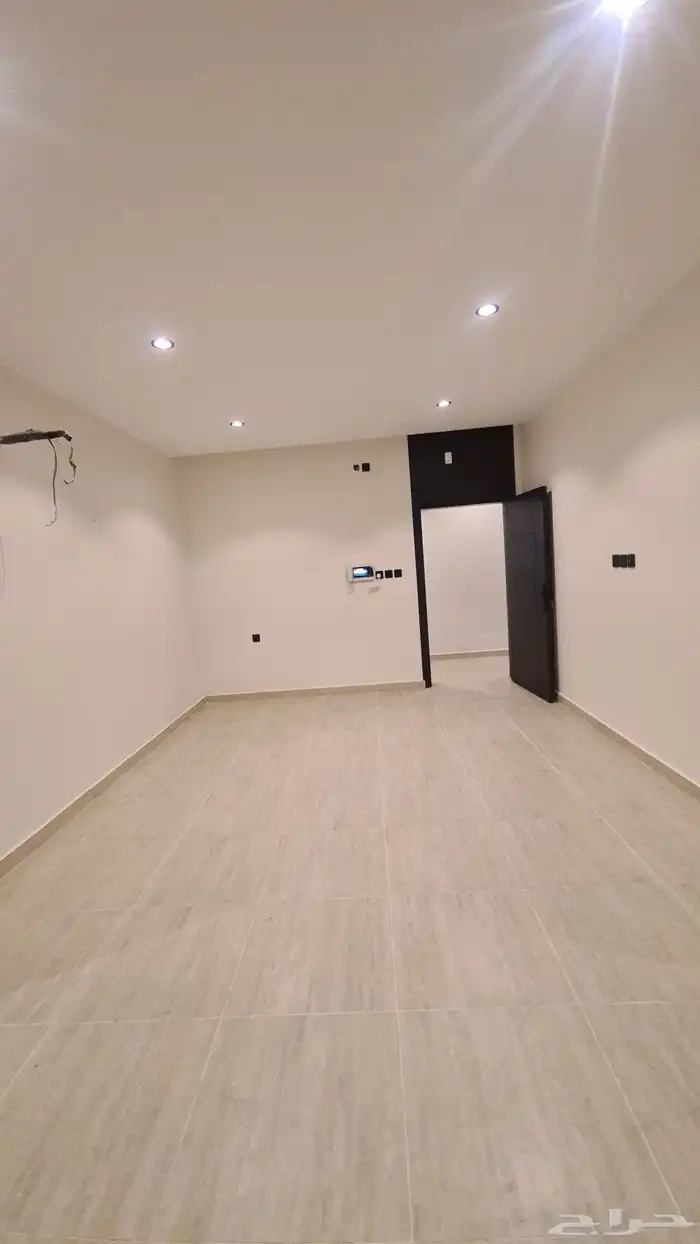 للبيع شقق تمليك جديدة فاخرة بحي الجال جوار حديقه ومسجد 18