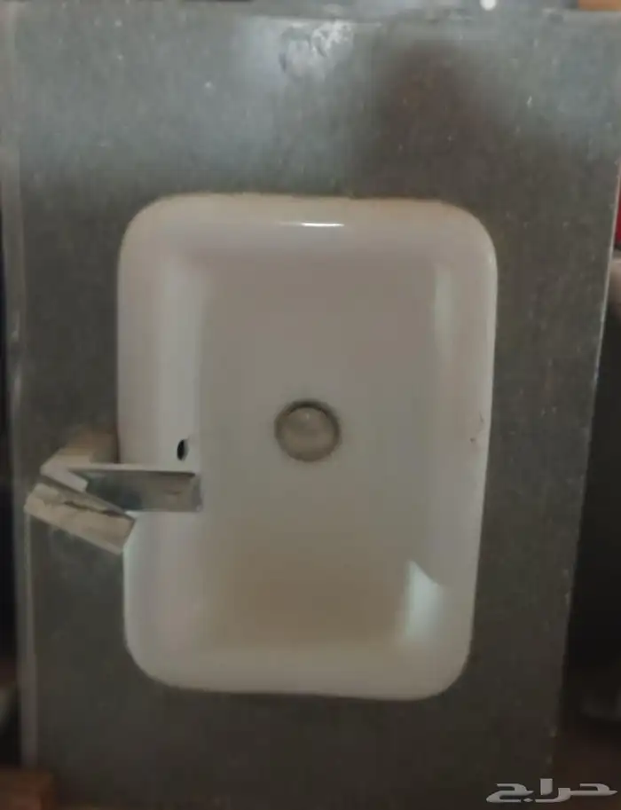 مغسلة رخام بحاله ممتازة ب300 ريال 0