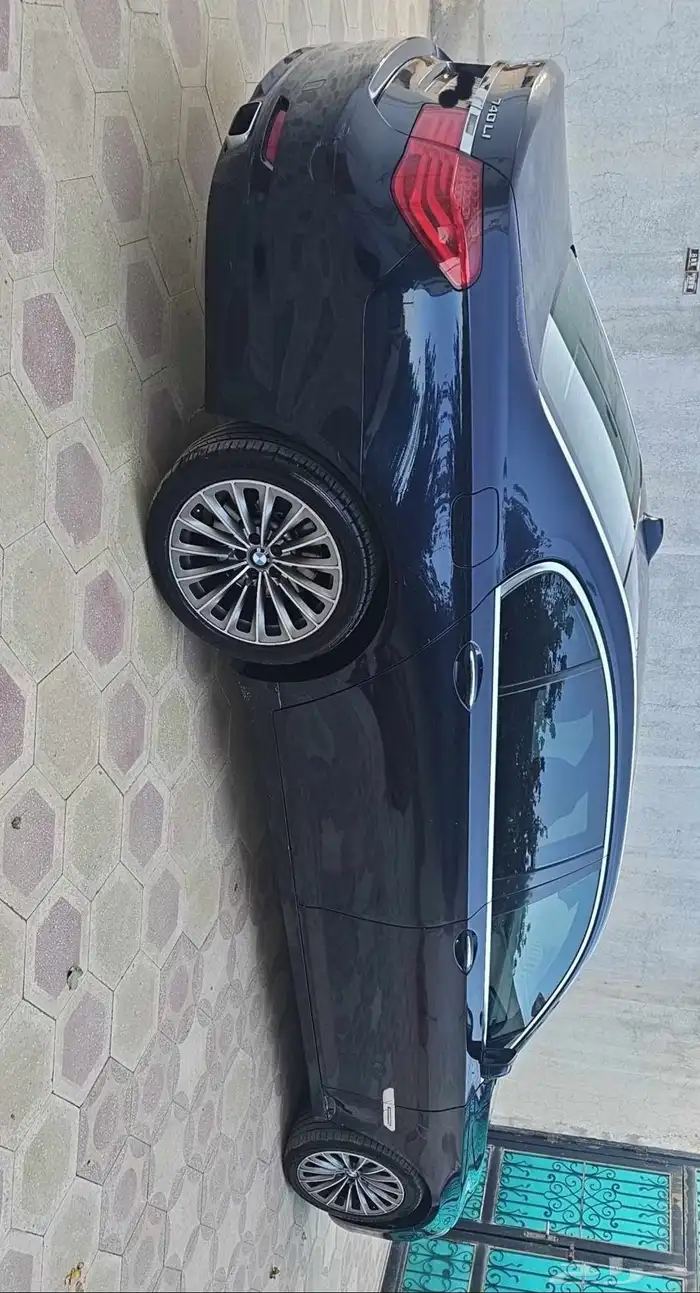 سياره بي ام دبليو للبيع BMW 2012 740Li 1