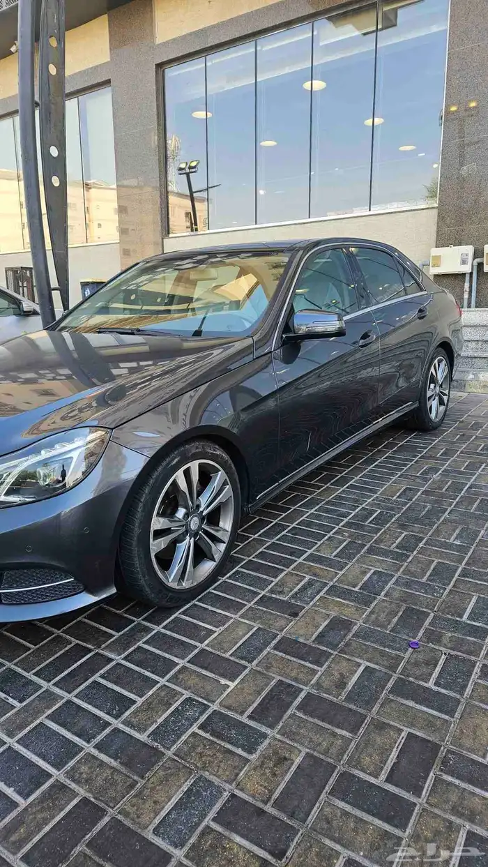 مرسيدس E300 موديل 2014 1