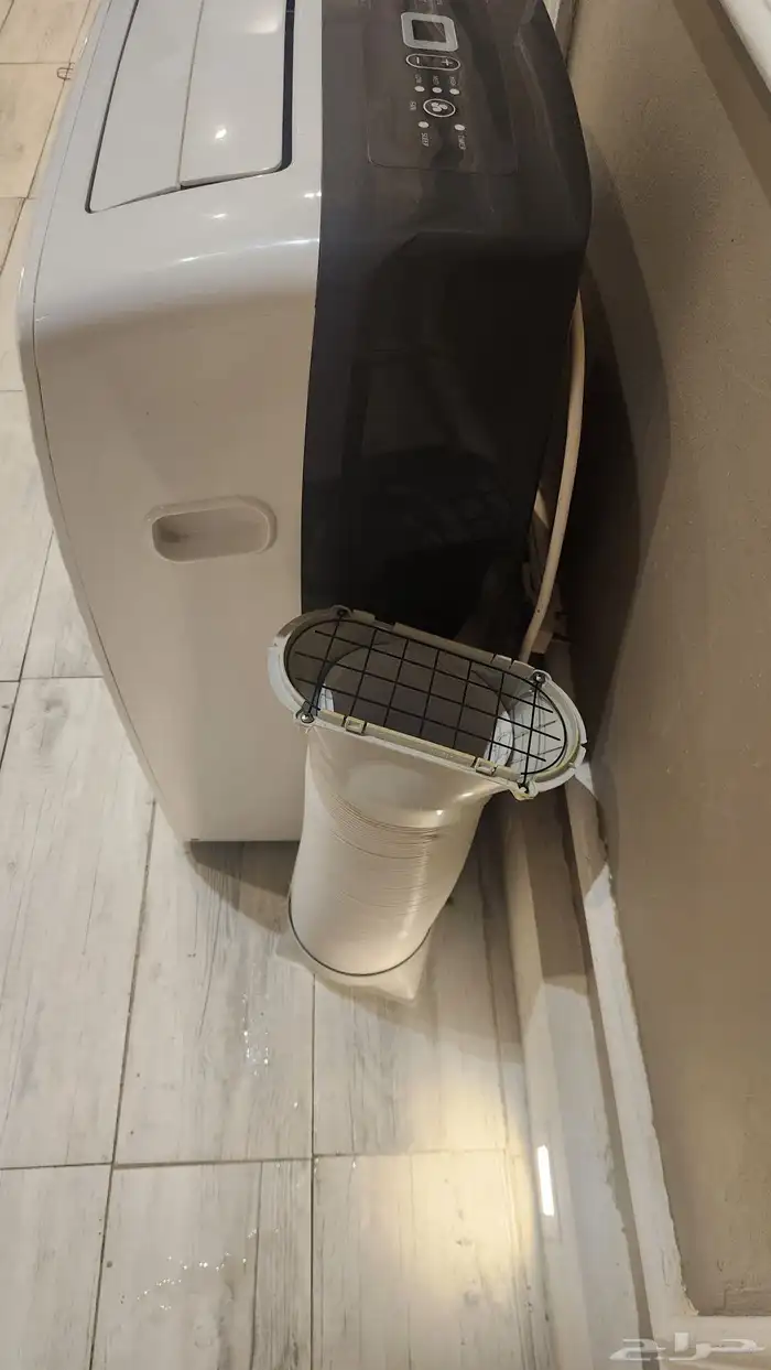 مكيف متحرك متنقل بحاله ممتازه 10