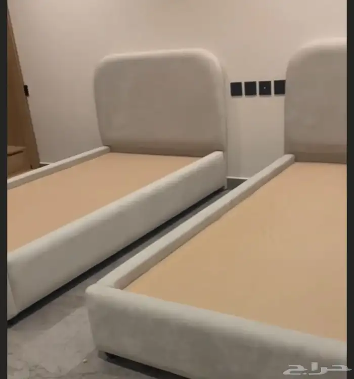 سرير خشب بوكس وسرير حديد 0