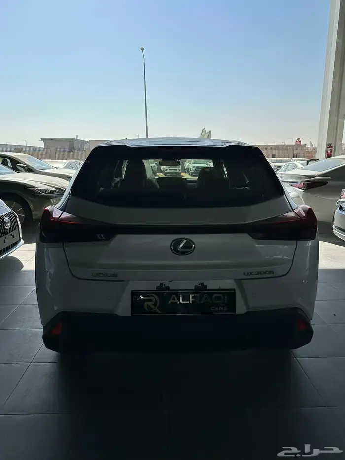 ux هايبرد 2025 2