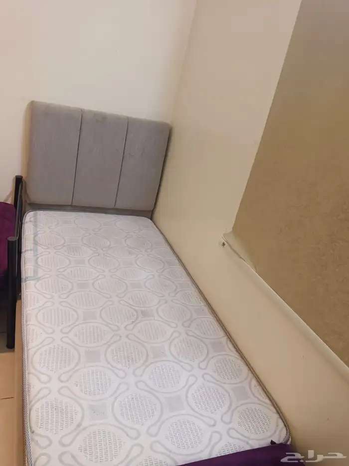 مكيف غساله 2كرسي حديد2كرسي خشب 2