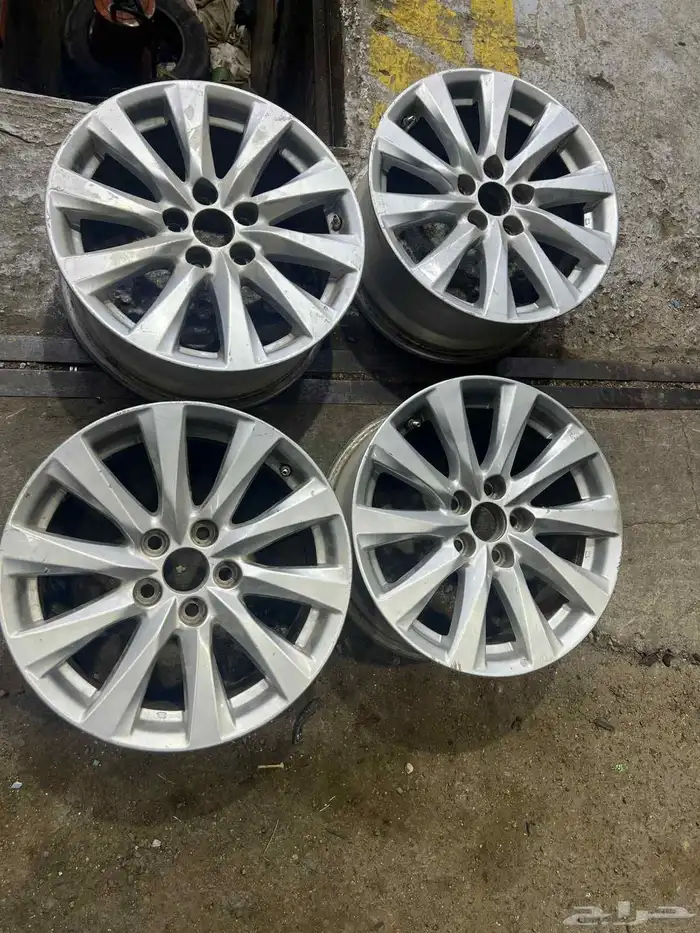 طقم جنوط كامري موديل 2020نص الفل 0