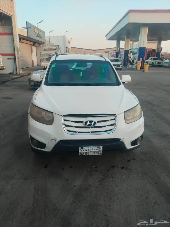 سيارة جيب سنتافي 2012 1