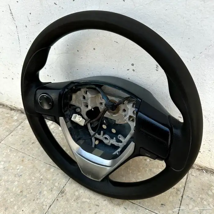 طارة تويوتا كورولا 2014 2019 2