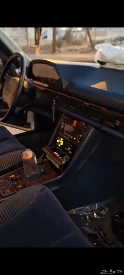 مرسيدس 500 موديل 1990 index