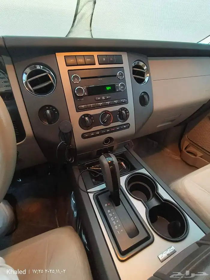 أكسبديشن 2013 دبل XLT نظيف 14