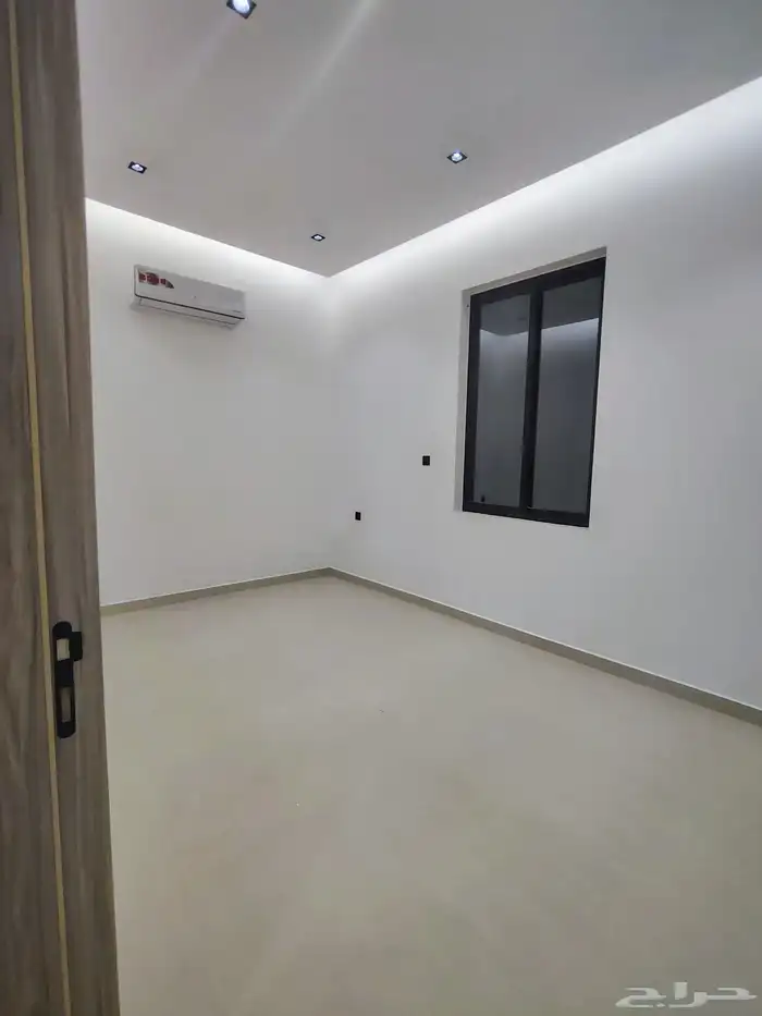 شقق جديده للايجار بالمهديه 4 غرف مكيف ومطبخ راكب السعر 55 ال 1
