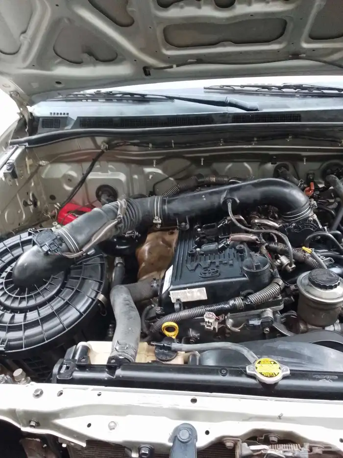 مكينه هايلكس 2006 0