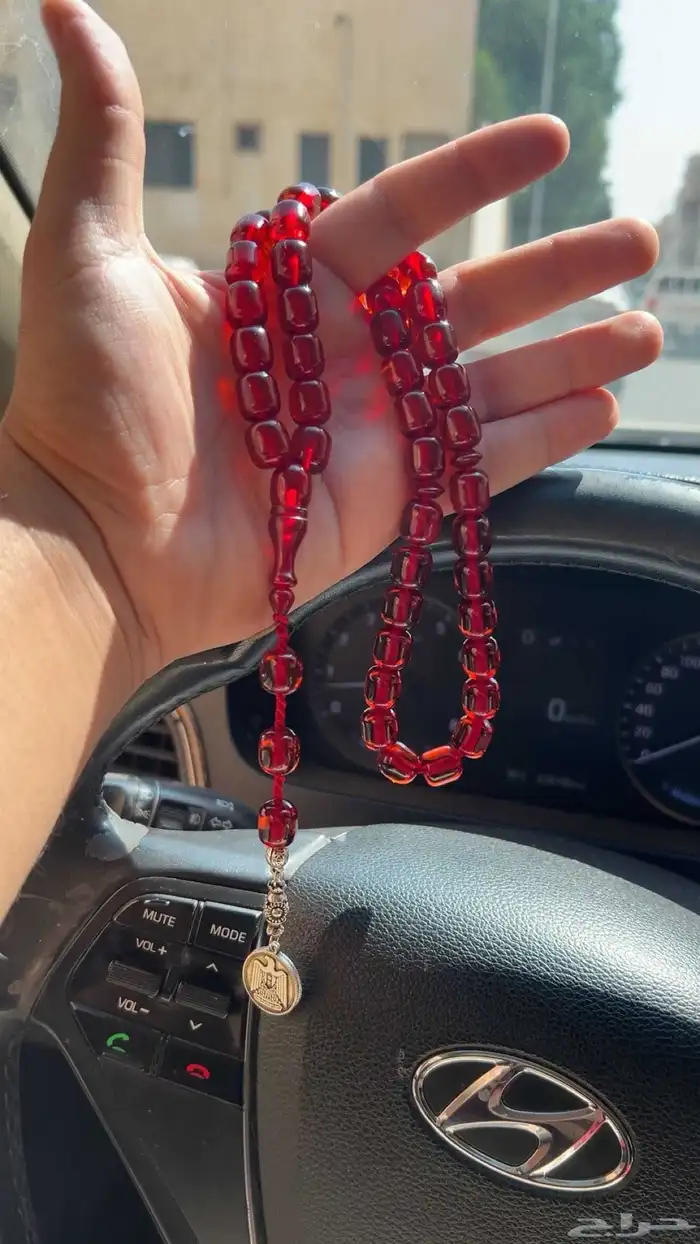 سبحه رجاليه عنابي مايل على حمر 2