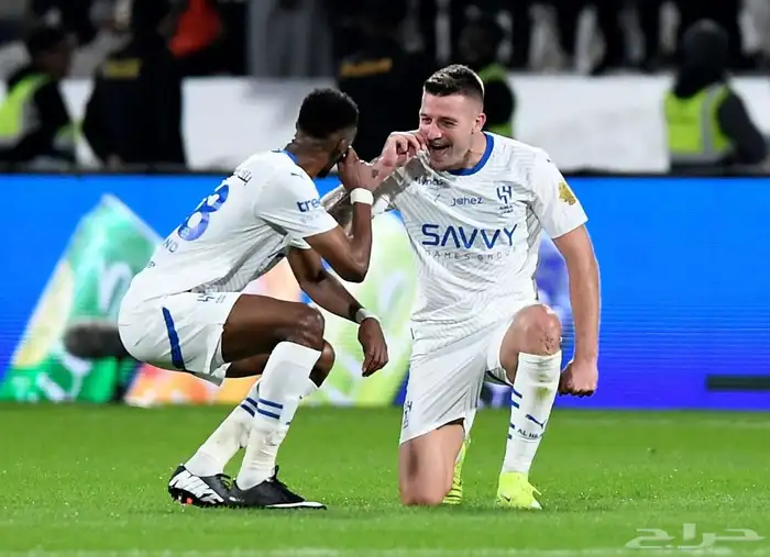 دعايه واعلان حروف استيكرات بنر رول ستاير مطبوع 5