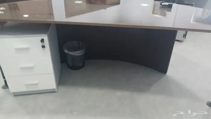 اثاث مكتبي مكاتب زجاج متين 12