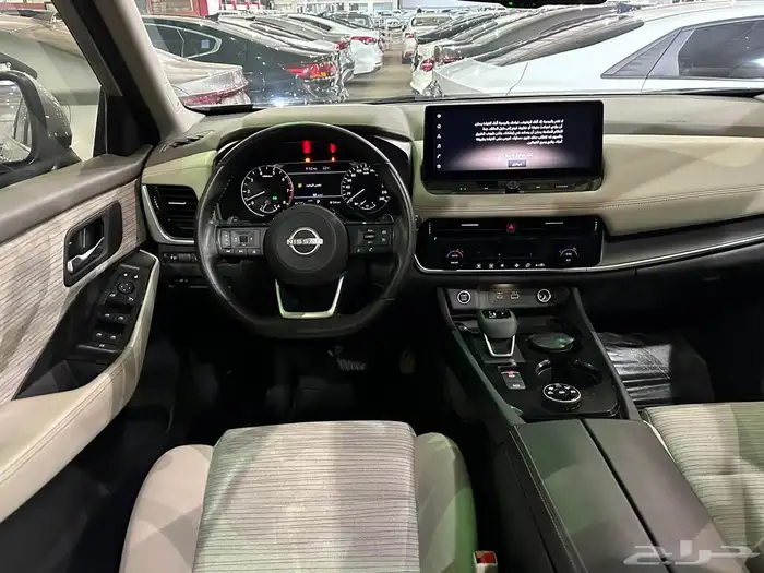 نيسان اكس تريل 2023 SV بلس فل كامل 7