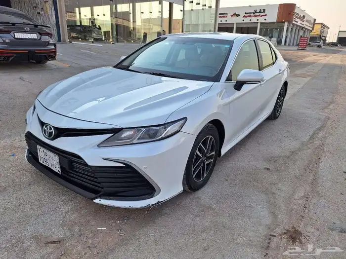 تويوتا كامري 2023 فئه LE 2