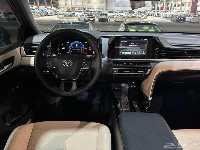 تويوتا كامري 2025 E بلس شبه جديد 7