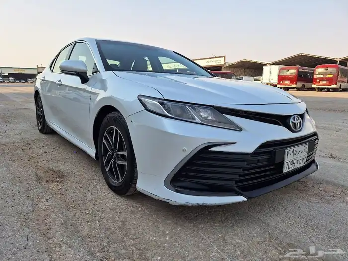 تويوتا كامري 2023 فئه LE 3