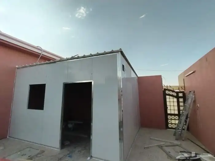 حداد سندوتش بنل. ملاحق بنل 13