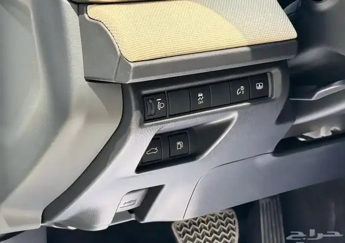 تويوتا كامري Le بنزين 2025 ( ندعم جميع البنوك ) 22