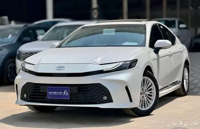 تويوتا كامري Le بنزين 2025 ( ندعم جميع البنوك ) 1