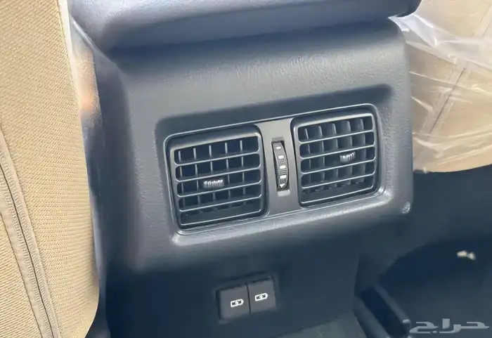 تويوتا كامري Le بنزين 2025 ( ندعم جميع البنوك ) 13