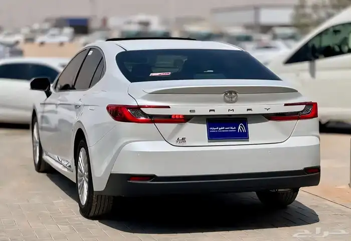 تويوتا كامري Le بنزين 2025 ( ندعم جميع البنوك ) 6