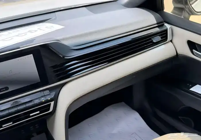 تويوتا كامري Le بنزين 2025 ( ندعم جميع البنوك ) 11