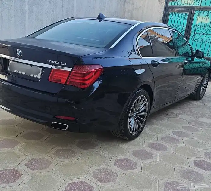 سياره بي ام دبليو للبيع BMW 2012 740Li 0