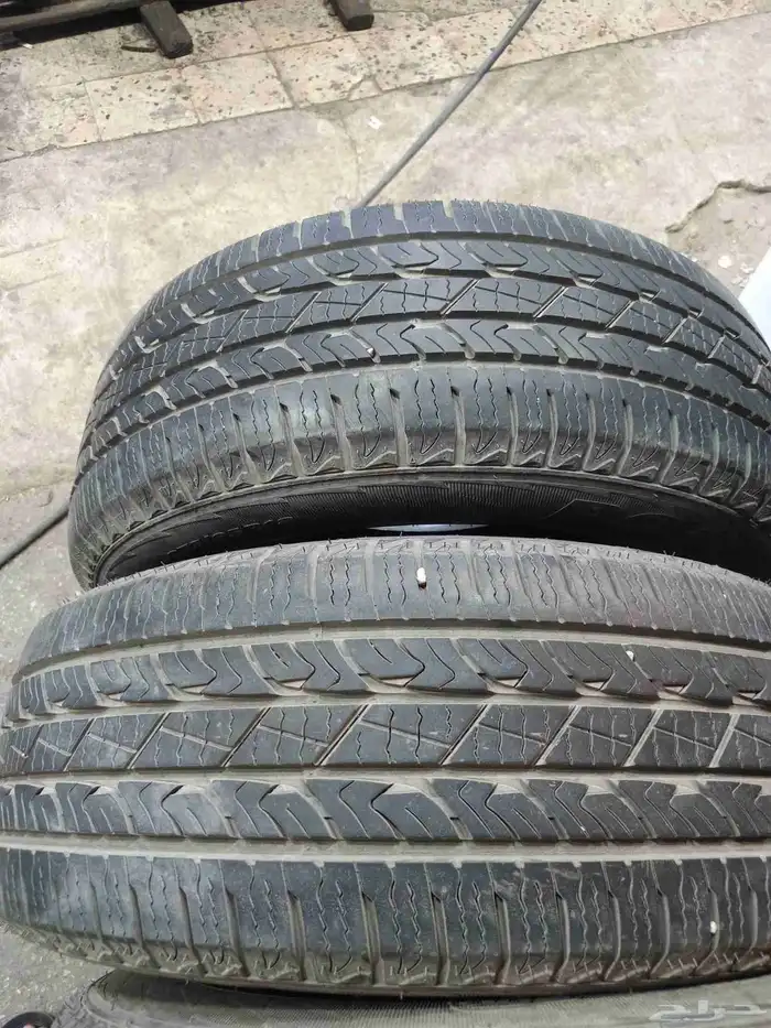 كفرات مستعمل اسكويا نضيفه كرت الدعسه فل مقاسه 275 65 18 2