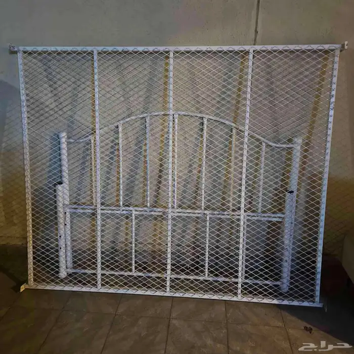 سرير نوم مع مرتبة 0