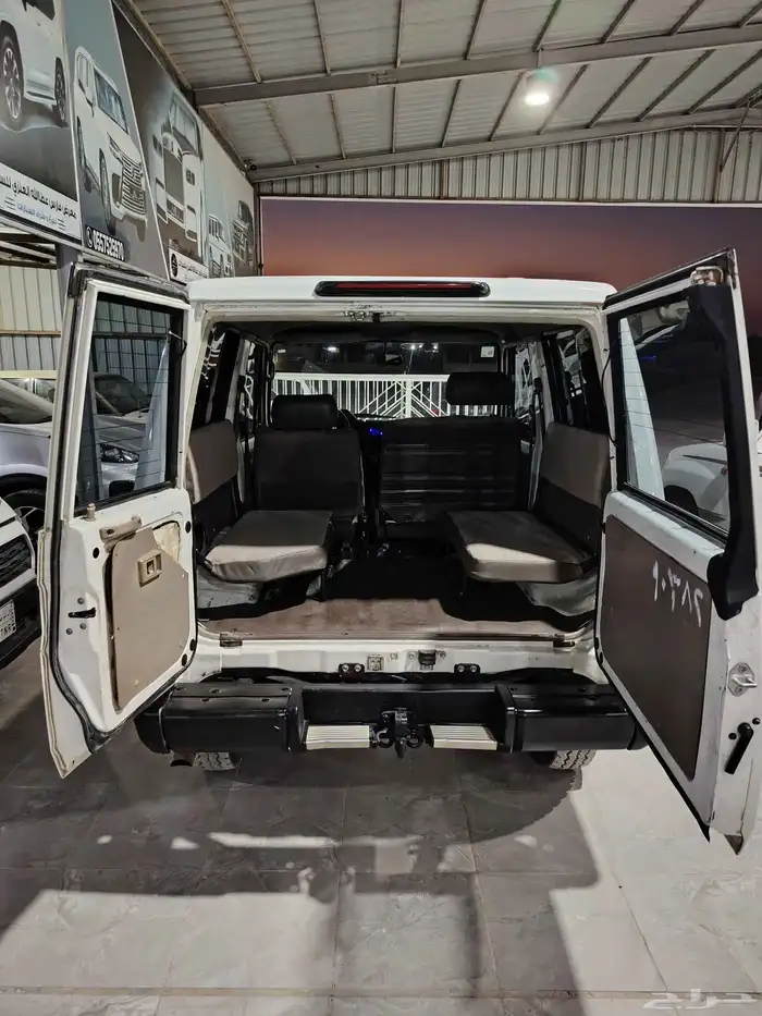 تويوتا جيب ربع 2009 9