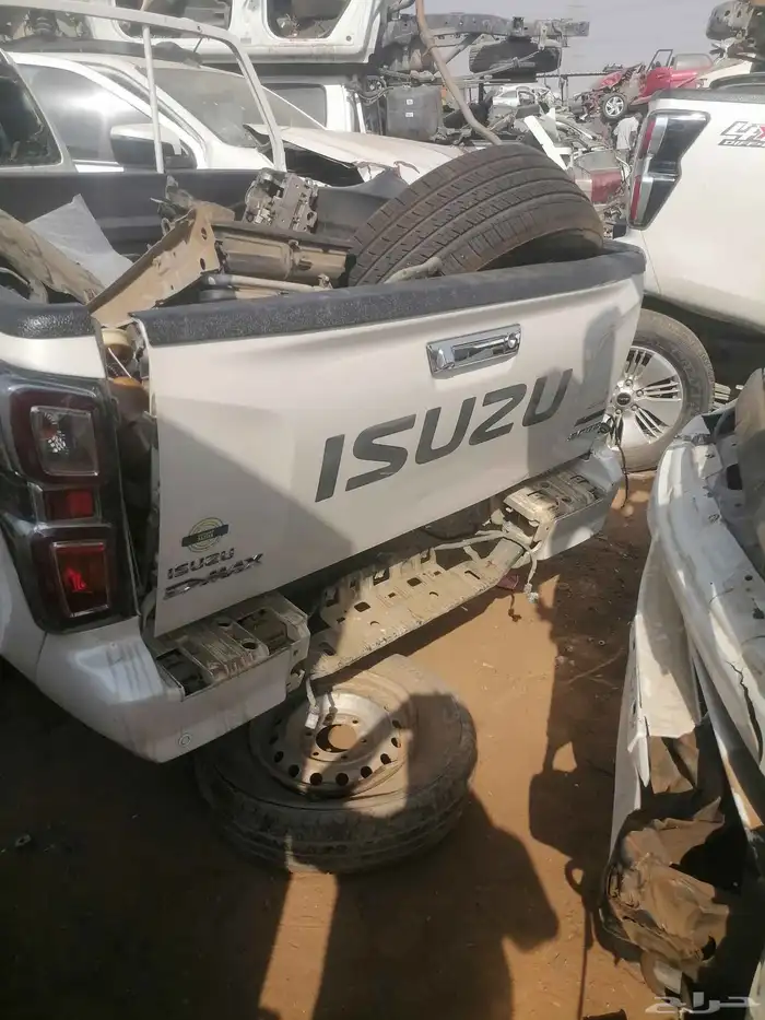 جميع انواع الايسوزو والموديلات 3