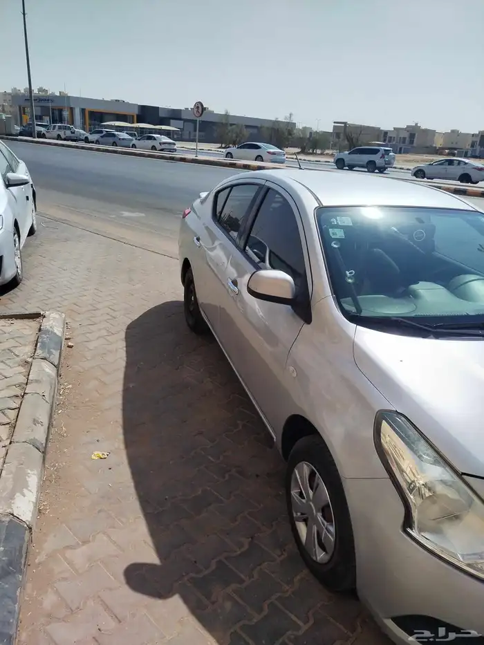 سياره نيسان صني 2019 4